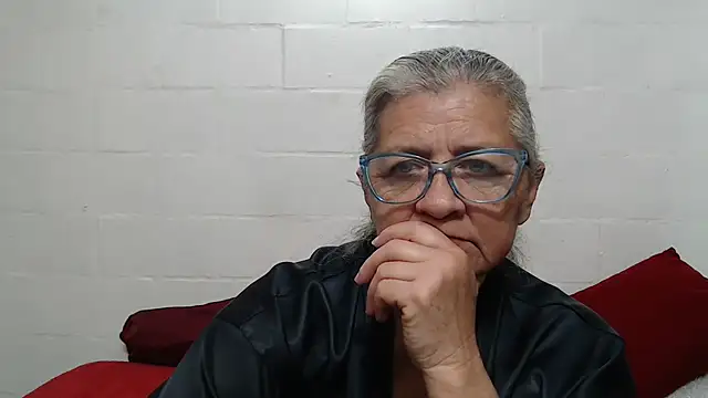 candy mature  online show from 10.30.25