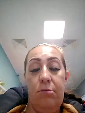 AvaLloyd online show from 02.26.25