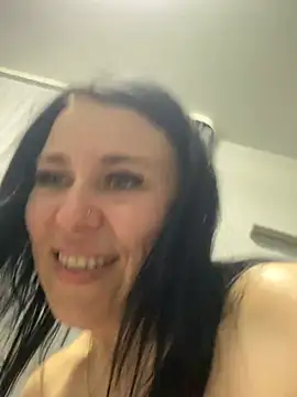 Snapshot of CuteNata chatting on 01.24.25 CuteNata online show from 01.24.25