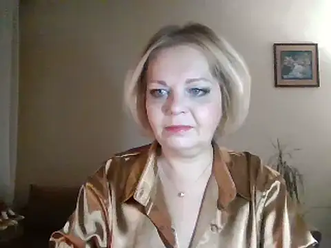 Snapshot of SofiyaPetrova chatting on 12.18.24 SofiyaPetrova online show from 12.18.24