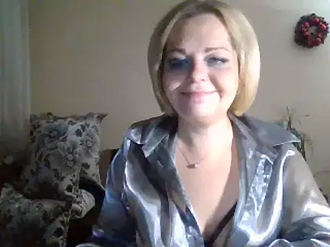 Snapshot of SofiyaPetrova chatting on 12.27.24 SofiyaPetrova online show from 12.27.24
