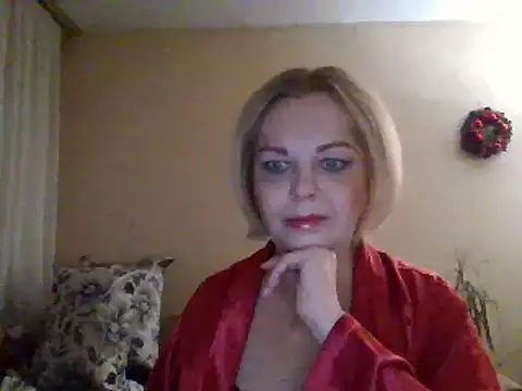 Snapshot of SofiyaPetrova chatting on 12.27.24 SofiyaPetrova online show from 12.27.24