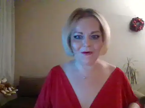Snapshot of SofiyaPetrova chatting on 12.27.24 SofiyaPetrova online show from 12.27.24
