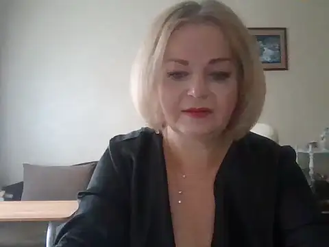 Snapshot of SofiyaPetrova chatting on 10.01.25 SofiyaPetrova online show from 10.01.25