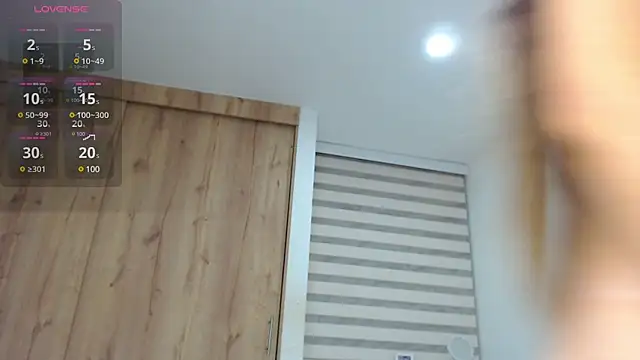 dollface17 online show from 03.13.25