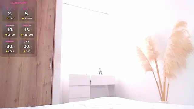 dollface17 online show from 09.14.25