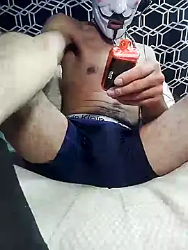 Snapshot of Sir-meltsclearrockzalot chatting on 02.08.25 Sir-meltsclearrockzalot online show from 02.08.25