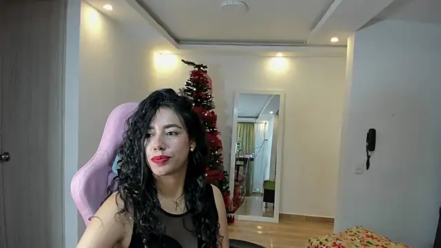 Snapshot of susana_monroy chatting on 12.26.24 susana monroy online show from 12.26.24