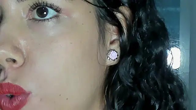 Snapshot of susana_monroy chatting on 02.20.25 susana monroy online show from 02.20.25