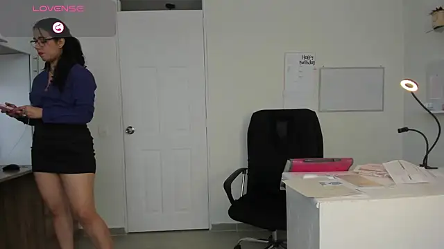 Snapshot of susana_monroy chatting on 10.09.25 susana monroy online show from 10.09.25