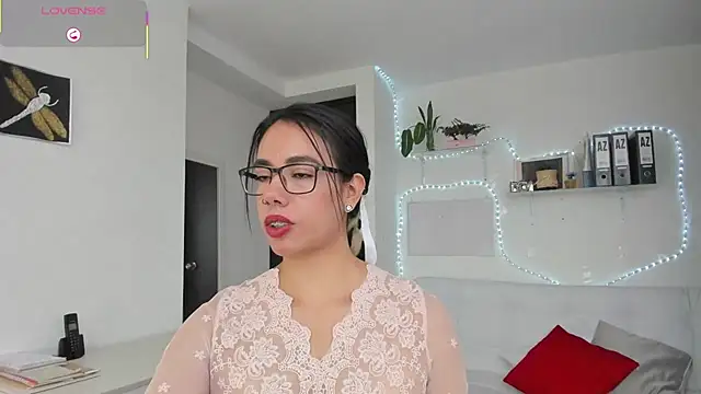 Snapshot of susana_monroy chatting on 07.27.26 susana monroy online show from 07.27.26