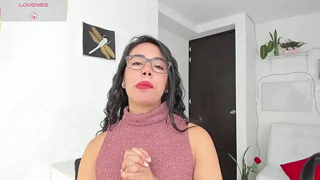 Snapshot of susana_monroy chatting on 08.04.26 susana monroy online show from 08.04.26