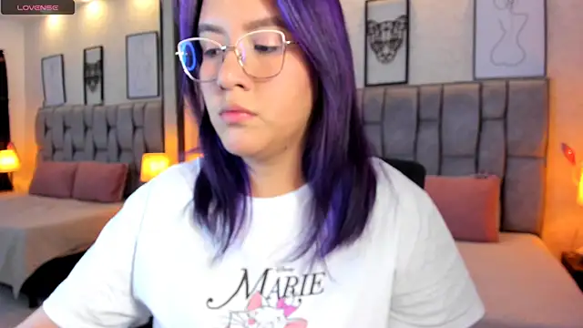 sweet--emily online show from 02.11.25