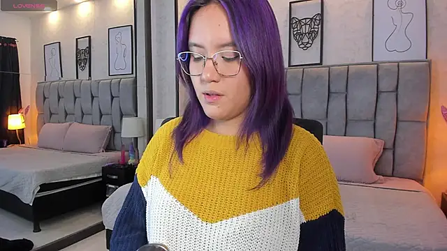 sweet--emily online show from 02.14.25