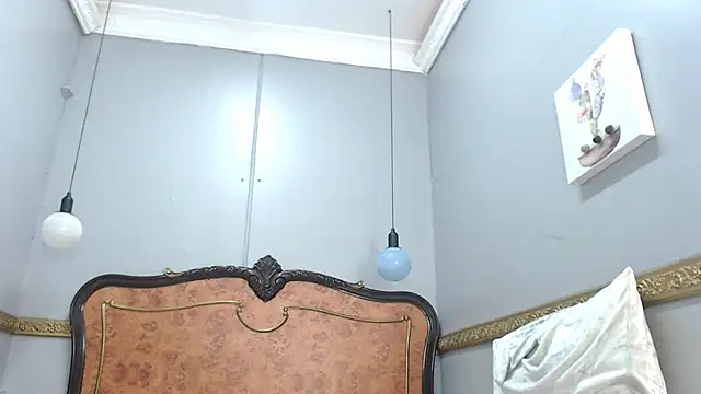 MilanZaire online show from 01.30.25