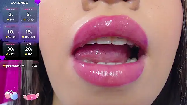 krysten ritter2 online show from 03.04.25