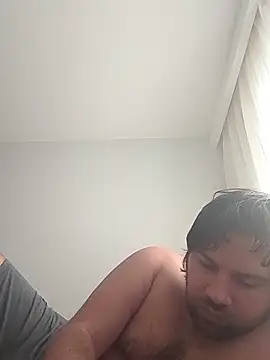 Snapshot of raducelfrumos99 chatting on 12.18.25 raducelfrumos99 online show from 12.18.25