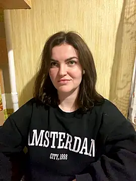 Karolina llove online show from 12.02.24