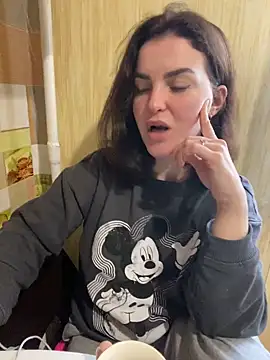 Karolina llove online show from 12.06.24