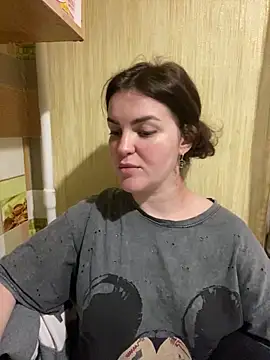 Karolina llove online show from 02.14.25