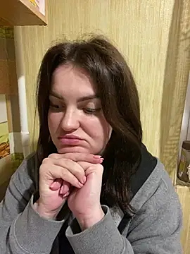 Karolina llove online show from 02.14.25