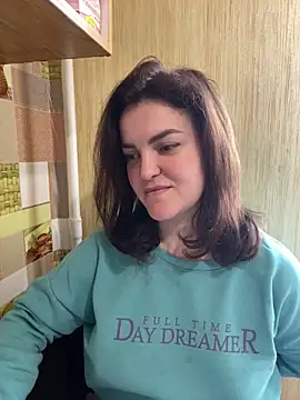 Karolina llove online show from 02.17.25