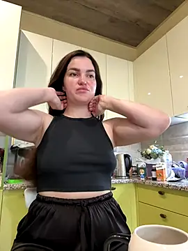 Karolina llove online show from 10.19.25