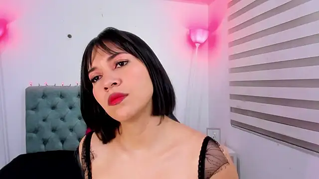 Snapshot of lina_bedoya_ chatting on 01.21.25 lina bedoya online show from 01.21.25