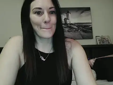 Snapshot of CrystalLakeXO chatting on 01.29.25 CrystalLakeXO online show from 01.29.25