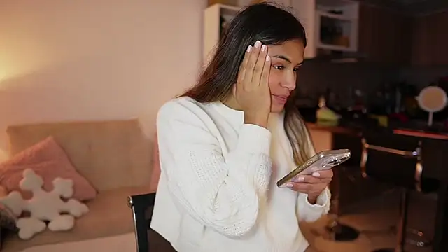 SaraParisi online show from 02.14.26