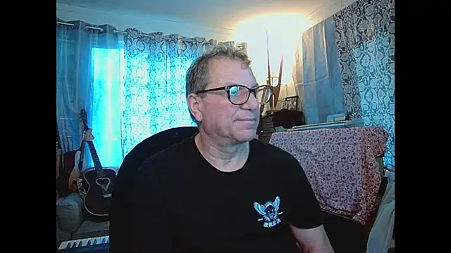 Snapshot of coryassman chatting on 12.09.24 coryassman online show from 12.09.24