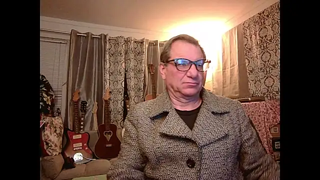 Snapshot of coryassman chatting on 01.14.25 coryassman online show from 01.14.25