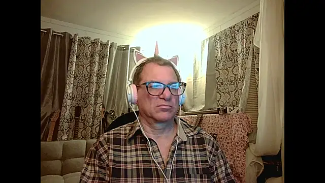 Snapshot of coryassman chatting on 02.02.25 coryassman online show from 02.02.25