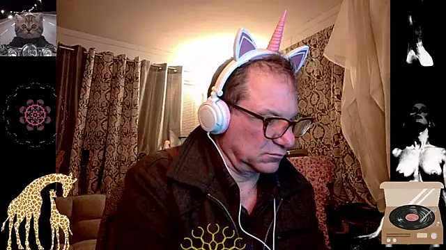Snapshot of coryassman chatting on 02.14.25 coryassman online show from 02.14.25