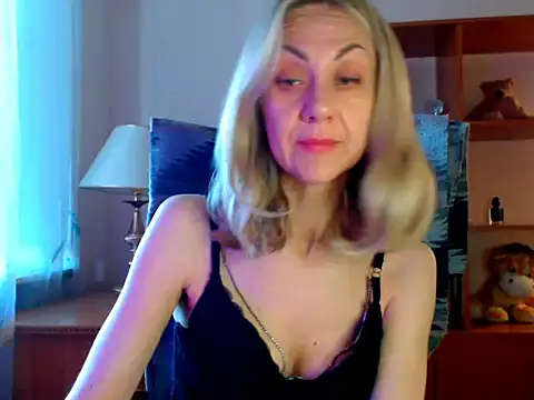 Snapshot of Tanya6547 chatting on 06.14.26 Tanya6547 online show from 06.14.26