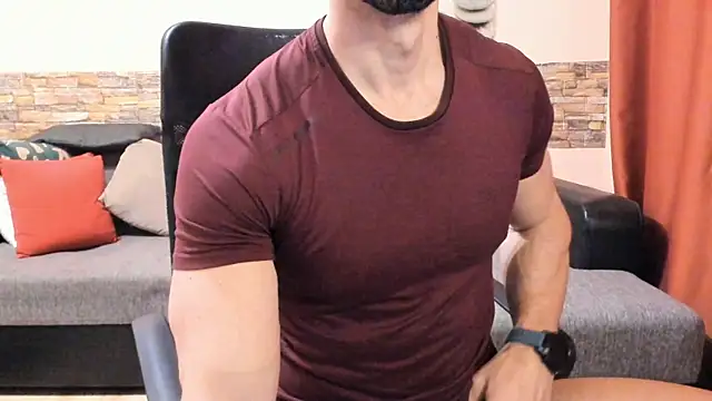 HotHunkTrainer online show from 04.01.26