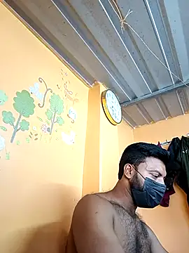 model yesx online show from 02.28.25