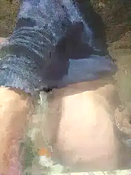 lovesuna online show from 02.17.25