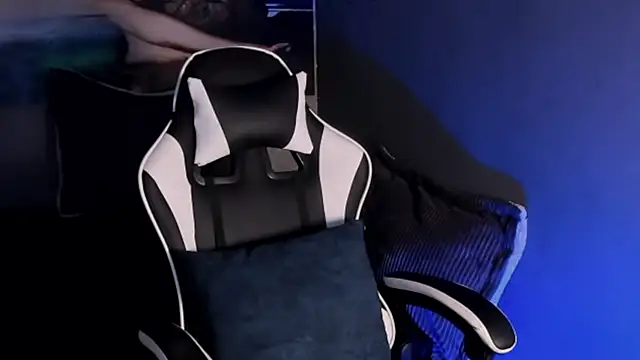 Thomas Fit1 online show from 03.24.26