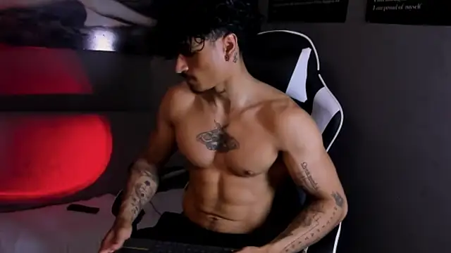 Thomas Fit1 online show from 04.20.26