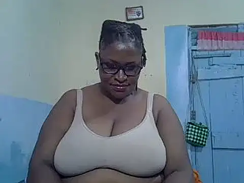Snapshot of sexy_bigboobss chatting on 10.12.25 sexy bigboobss online show from 10.12.25