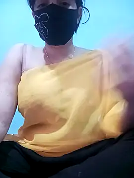 Snapshot of Anjel_Sadia chatting on 02.25.25 Anjel Sadia online show from 02.25.25