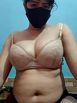 Snapshot of Anjel_Sadia chatting on 03.13.25 Anjel Sadia online show from 03.13.25