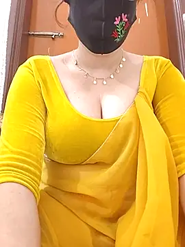 Snapshot of Anjel_Sadia chatting on 10.12.25 Anjel Sadia online show from 10.12.25