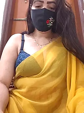 Snapshot of Anjel_Sadia chatting on 12.13.25 Anjel Sadia online show from 12.13.25