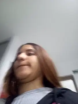 Snapshot of AnthonelaDuque chatting on 02.09.25 AnthonelaDuque online show from 02.09.25