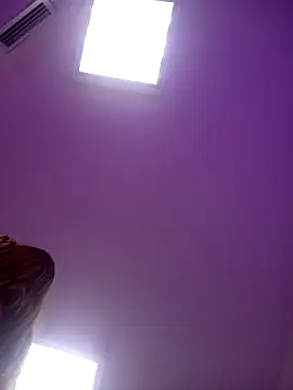 Snapshot of AnthonelaDuque chatting on 02.24.25 AnthonelaDuque online show from 02.24.25