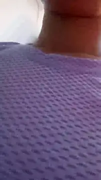 Snapshot of AnthonelaDuque chatting on 11.06.25 AnthonelaDuque online show from 11.06.25