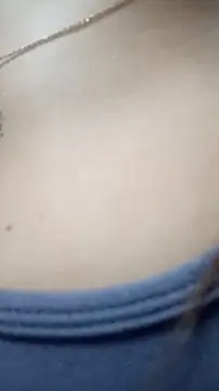 Snapshot of AnthonelaDuque chatting on 11.10.25 AnthonelaDuque online show from 11.10.25