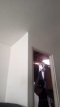 Snapshot of AnthonelaDuque chatting on 11.16.25 AnthonelaDuque online show from 11.16.25